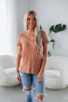 Luca-Basic-Tee-Clay_a39bada6-43ec-4b1b-a22c-272a92a4c226