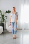 Luca-Basic-Tee-Light-Grey_75e5b7a0-c42f-4eeb-9bbb-0178e91777fa